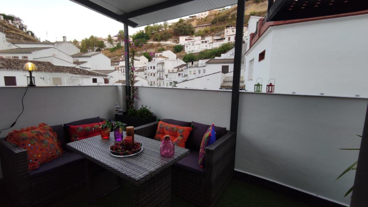 El nido de la Galería Setenil De Las Bodegas Exterior foto